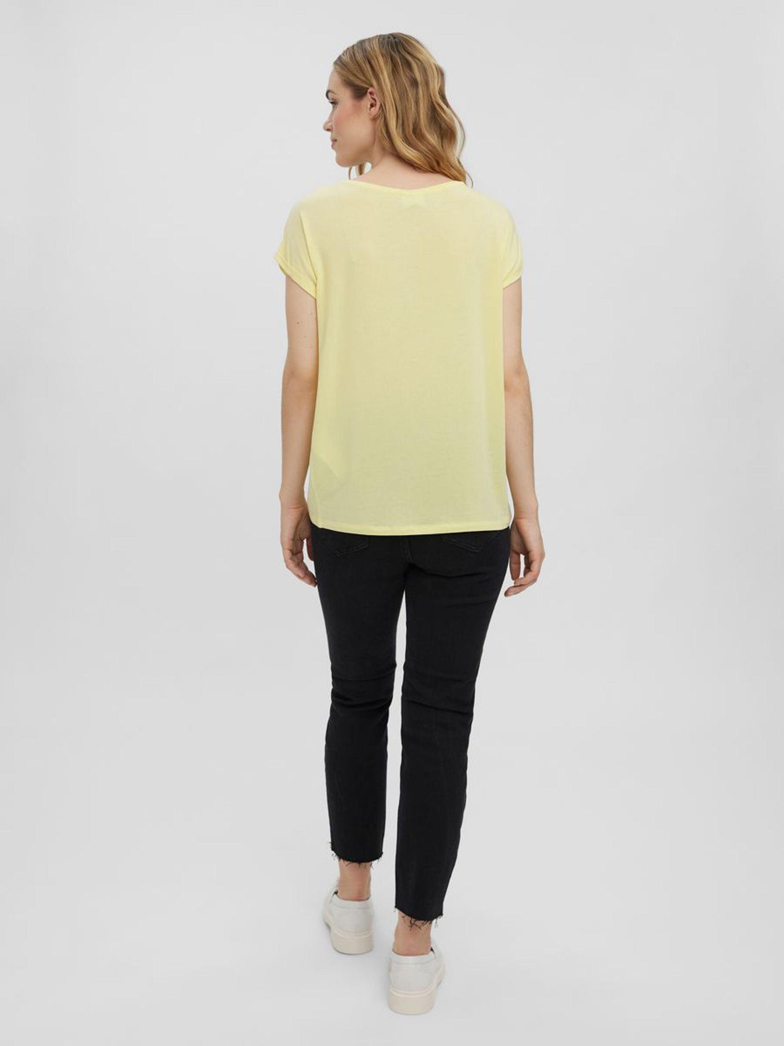 Camiseta Básica AWARE Lemon Meringue - ECRU