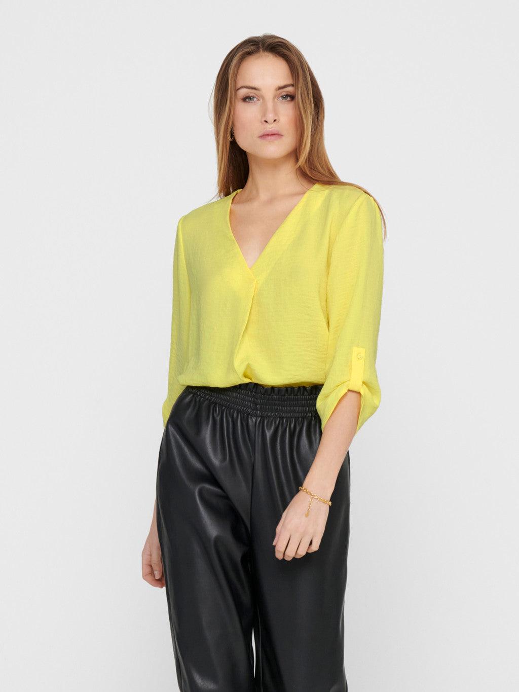 Camiseta Divya Yellow Cream - ECRU