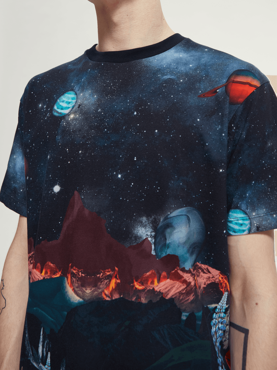 Camiseta Estampada Our Space - ECRU