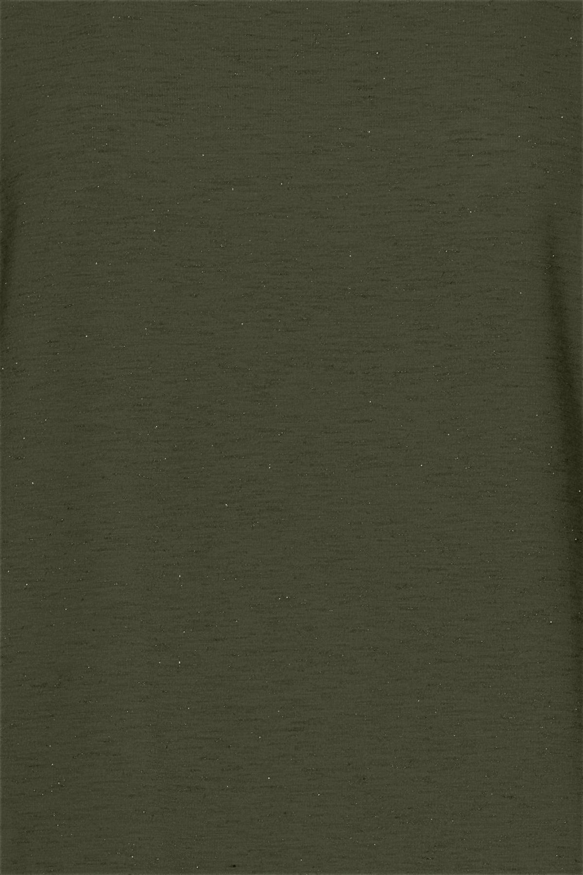 Camiseta Rebel Kombu Green - ECRU